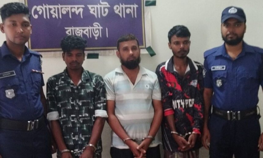 ৩ হাজার ৪০০ টাকায় বড় ভাইকে হত্যার চুক্তি, ছোট ভাইসহ গ্রেপ্তার ৩