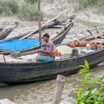 সুন্দরবনে যেতে জেলেদের ‘ভয়’, দস্যুদের চাঁদার আতঙ্ক