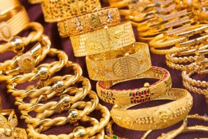 আবারও বাড়ল সোনার দাম