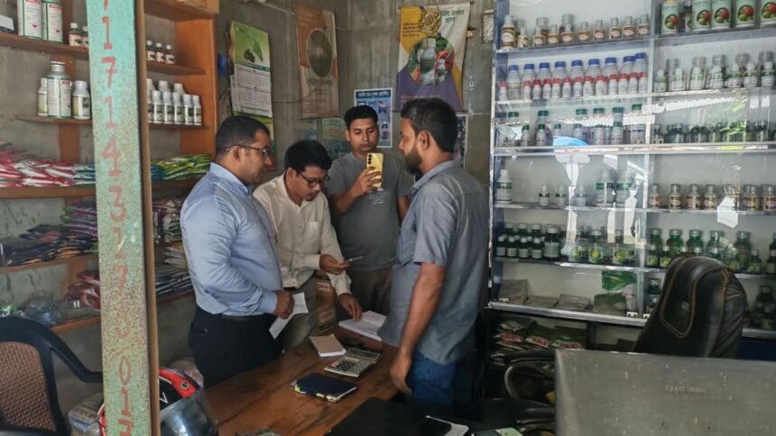 ঠাকুরগাঁওয়ে বেশি দামে সার বিক্রি, ব্যবসায়ীকে জরিমানা ও কারাদণ্ড