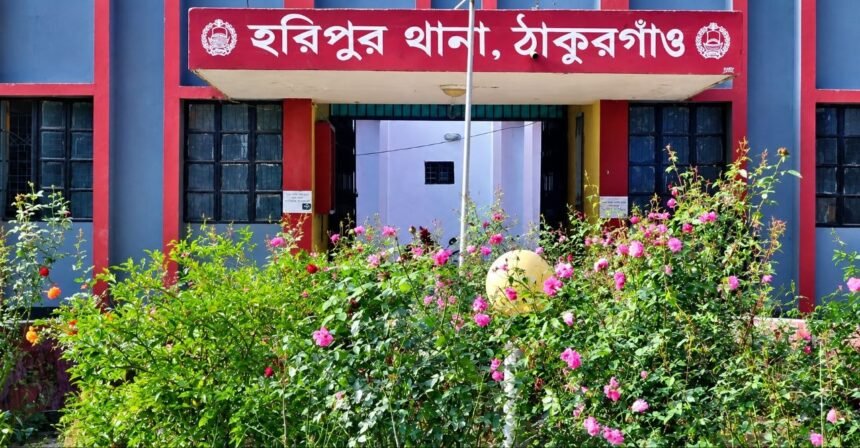 হরিপুরে বৈদ্যুতিক আগুনে পুড়ে ছাই সাত পরিবারের ঘরবাড়ি