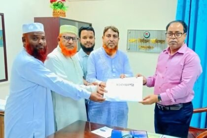 ঠাকুরগাঁও-১ উপনির্বাচনে জামায়াতের প্রার্থী দেলাওয়ারের মনোনয়ন সংগ্রহ