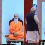 ১৯৯৩ সালে মারা যাওয়া চিন্ময়ানন্দের এআই অ্যাভাটারের কাছে আশীর্বাদ চাইলেন মোদি